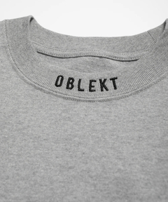 oblekt(オブレクト) |ロゴプリント L/S Tシャツ