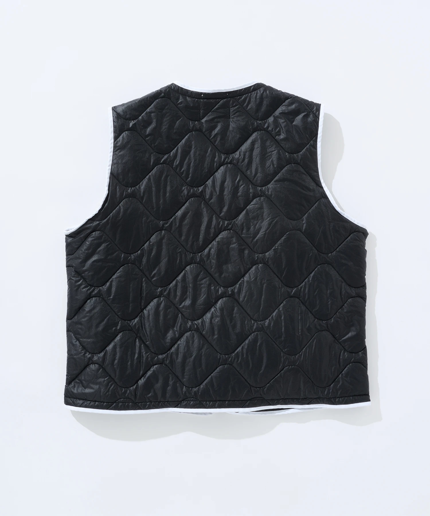 COLOR PIPING LINNER VEST ｜ GHbM（ジーエイチビーエム ）公式通販